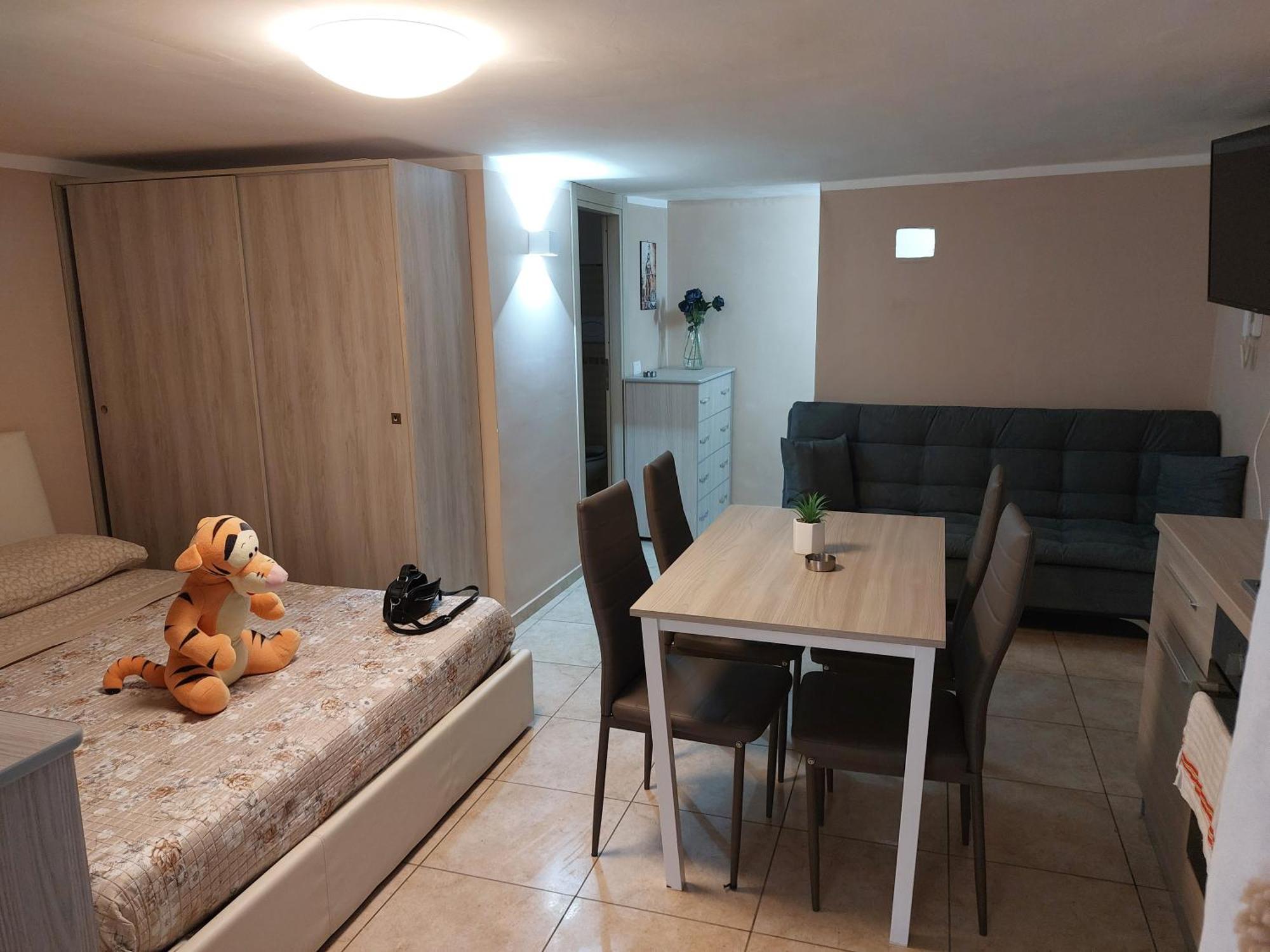 Masaniello'S House Apartment Naples Room photo